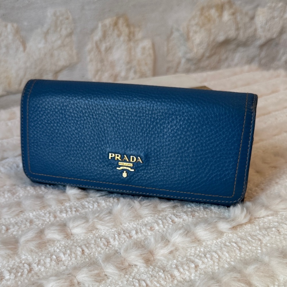 Prada Women's Wallet Soft Blue Leather